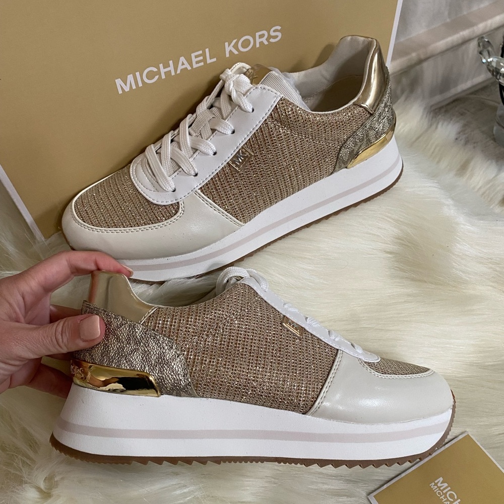 New In Box Michael Kors Women's Monique Trainer Shoes, Pale Gold, Size 7